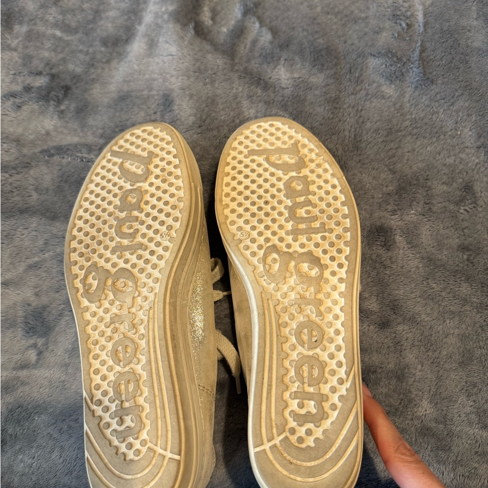Paul Green athletic shoes size 5 1/2 (7 1/2 US) cream/ gold shimmer - Picture 4 of 4